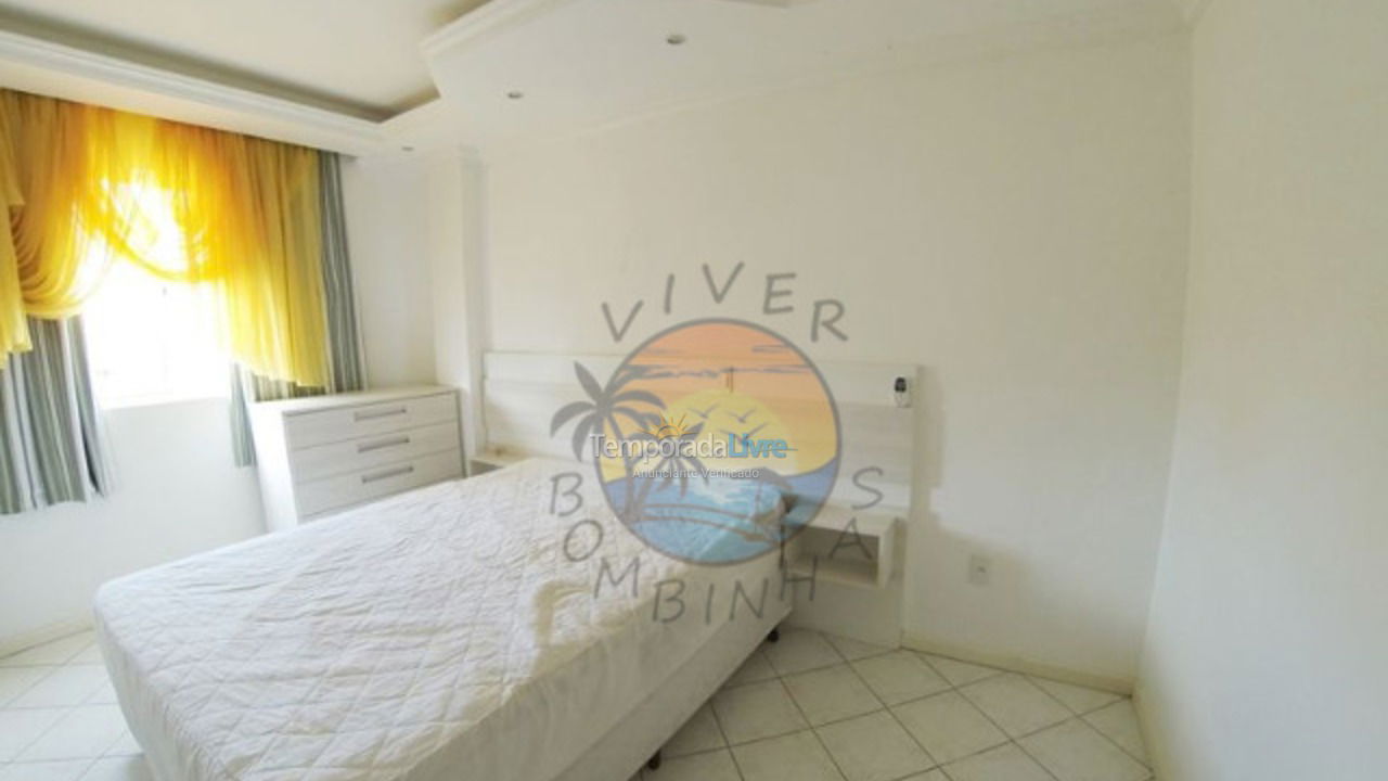 Apartment for vacation rental in Bombinhas (Praia de Bombas)