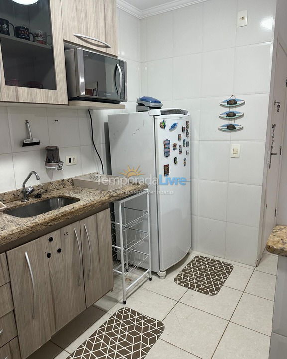 Apartamento para aluguel de temporada em Ubatuba (Praia Enseada)