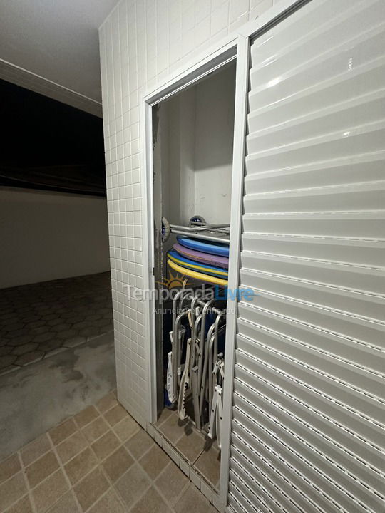 Apartamento para aluguel de temporada em Ubatuba (Praia Enseada)