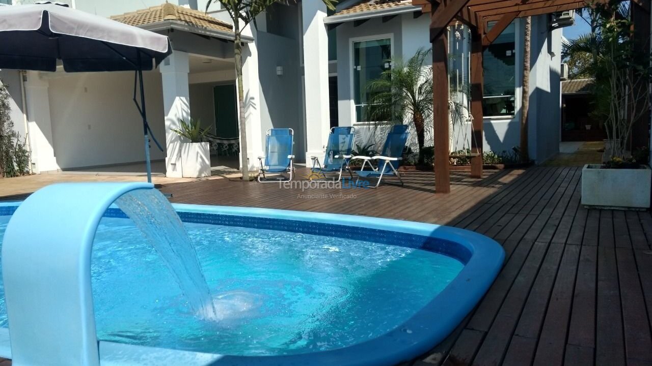 House for vacation rental in Bombinhas (Canto Grande)