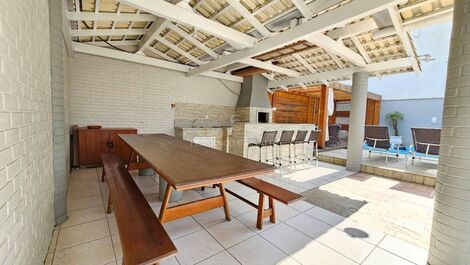 House with pool on Mariscal beach