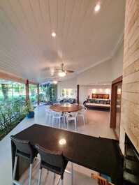 House in condominium close to the beach