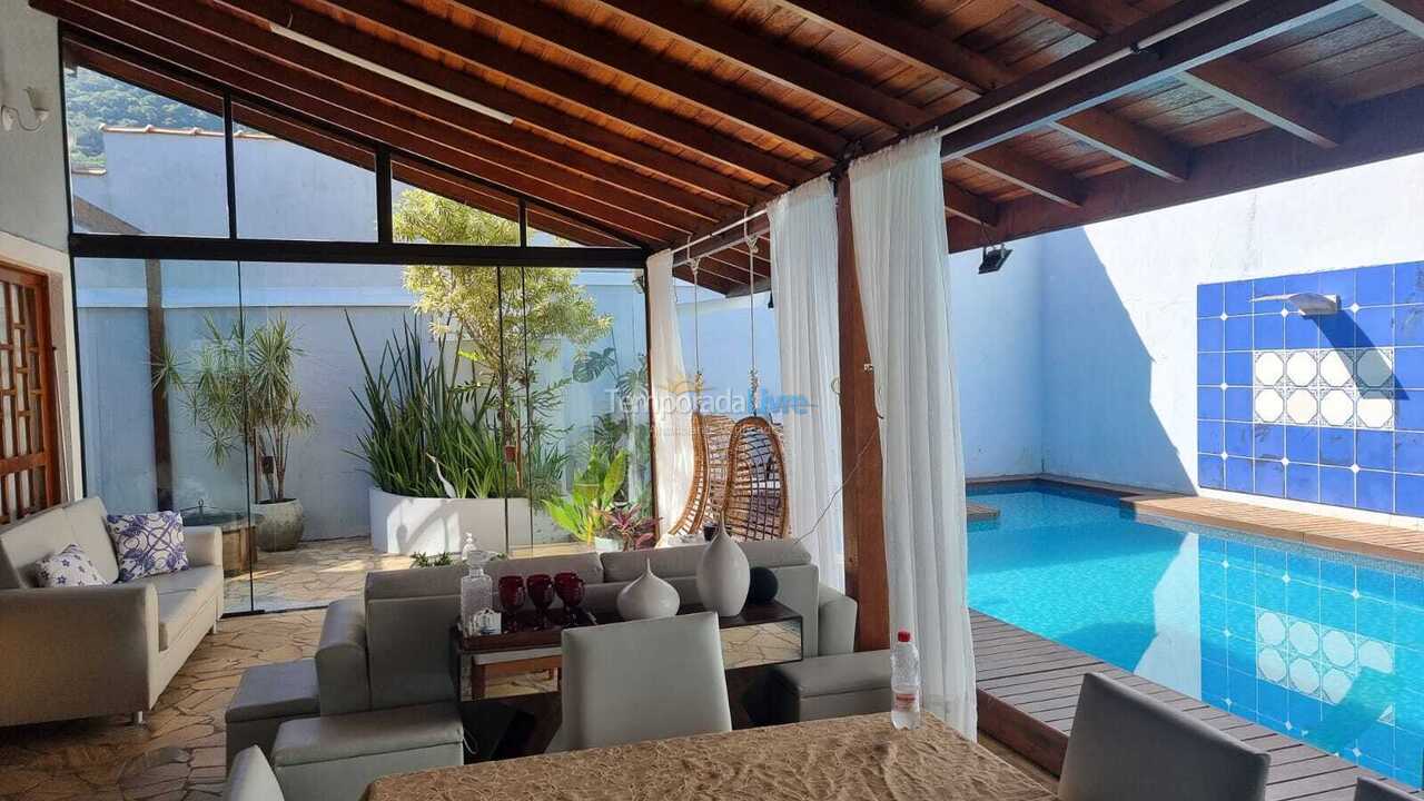 Casa para alquiler de vacaciones em Ubatuba (Pereque Mirim)