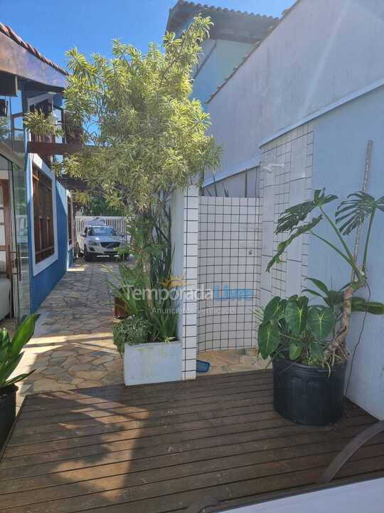 Casa para aluguel de temporada em Ubatuba (Pereque Mirim)