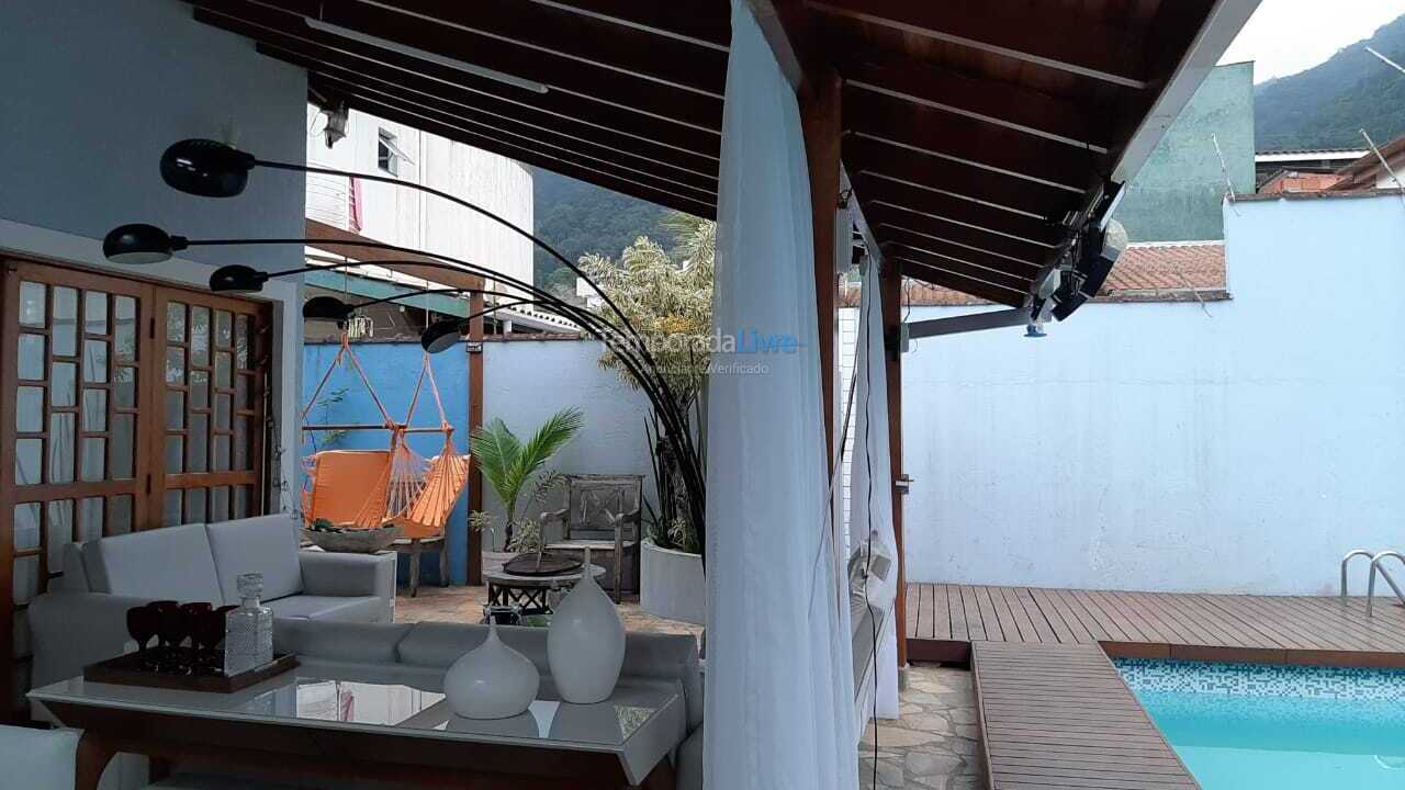 Casa para alquiler de vacaciones em Ubatuba (Pereque Mirim)