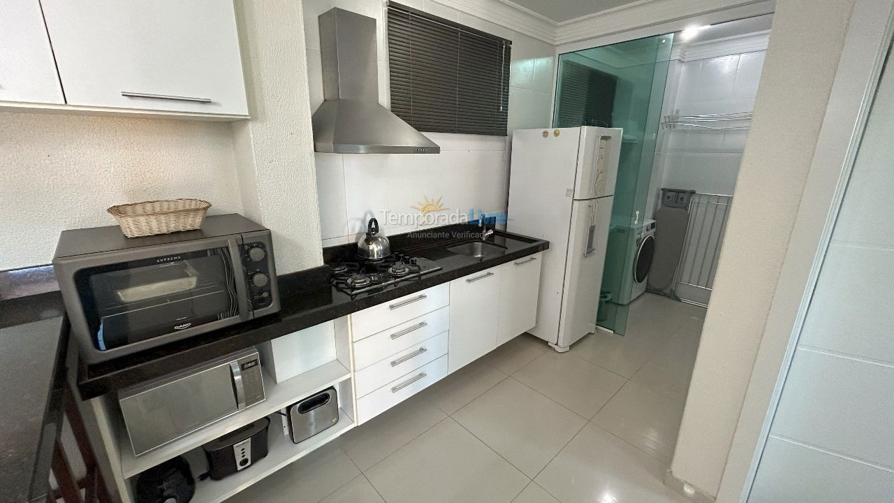 Apartamento para alquiler de vacaciones em Bombinhas (Praia de Bombas)