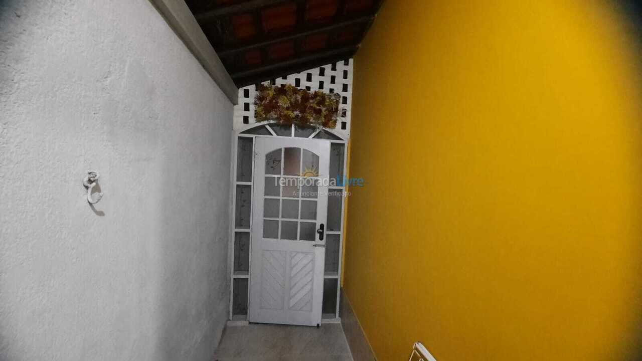 Casa para aluguel de temporada em Praia Grande (Balneário Maracanã)