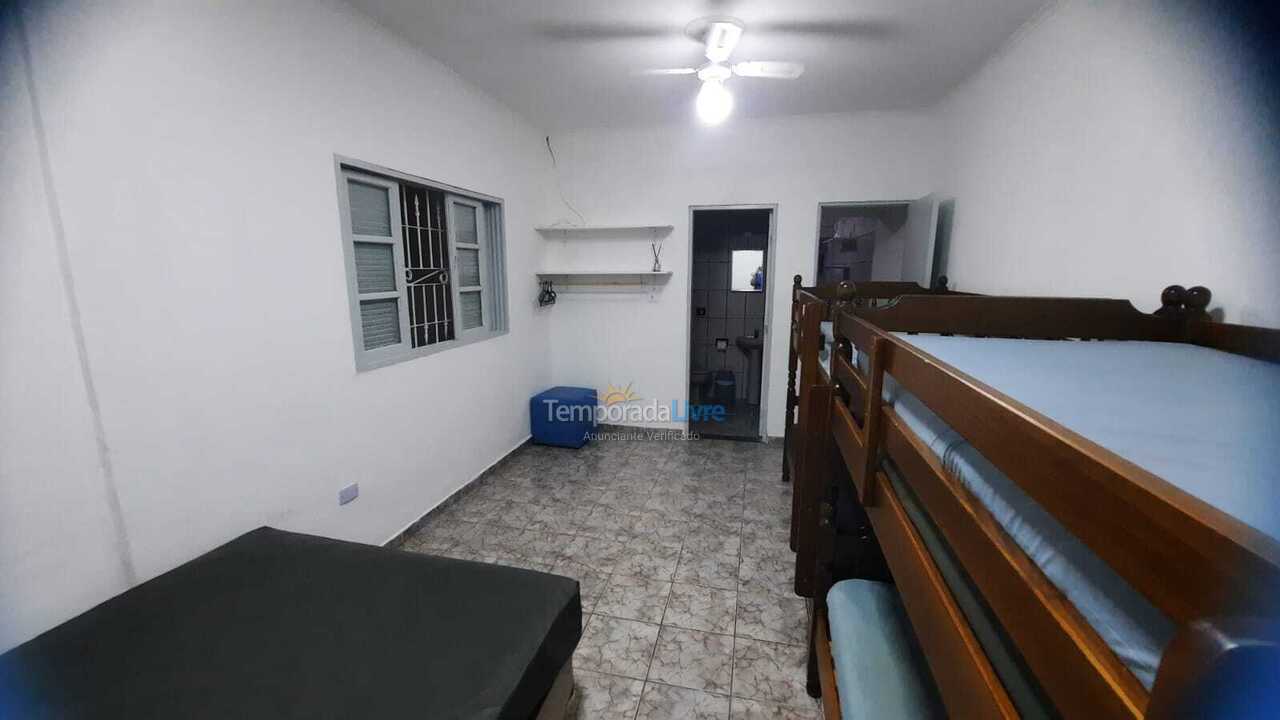 House for vacation rental in Praia Grande (Balneário Maracanã)