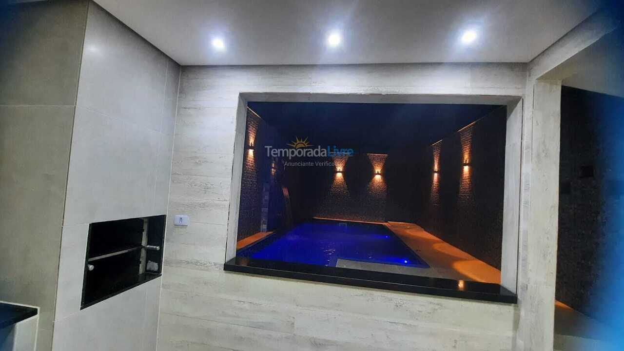 House for vacation rental in Praia Grande (Balneário Maracanã)