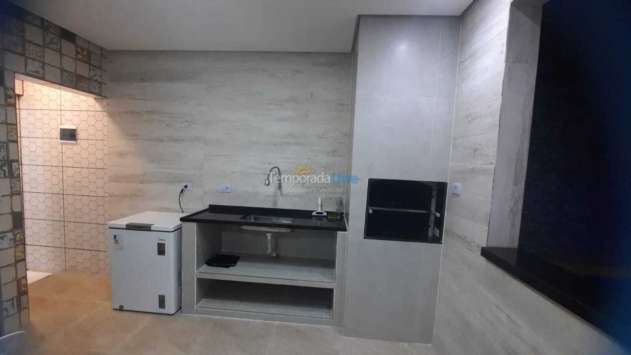 House for vacation rental in Praia Grande (Balneário Maracanã)