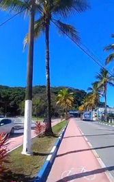 Apto para locação na Praia da Enseada Guarujá