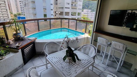 Apt 8 people in Praia de Pitangueiras for Rent Guarujá