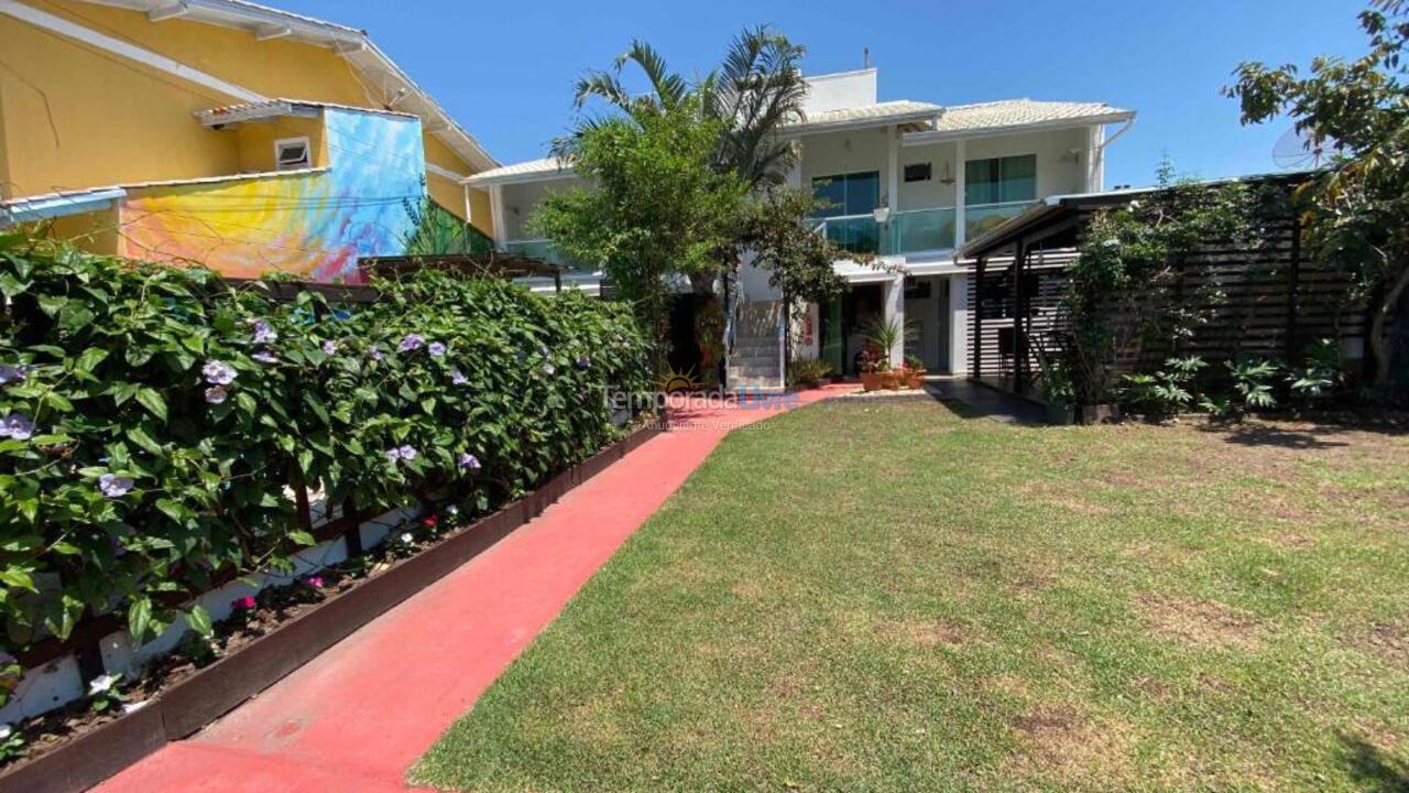 Apartamento para alquiler de vacaciones em Bombinhas (Praia de Quatro Ilhas)