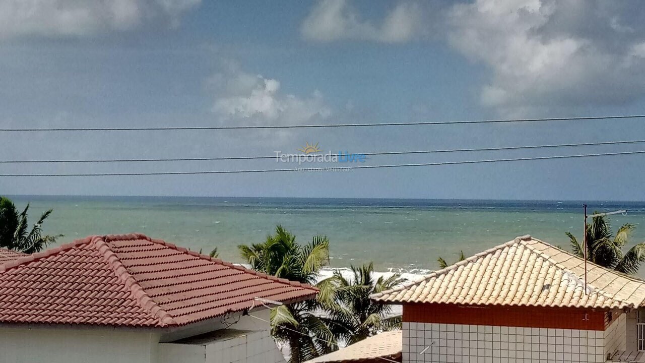 Casa para aluguel de temporada em Camaçari (Guarajuba Barra do Jacuipe)