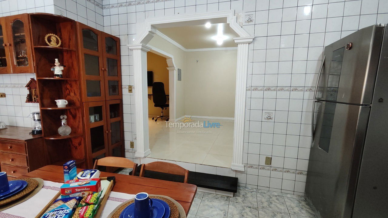 Casa para aluguel de temporada em Boa Vista (Mecejana)