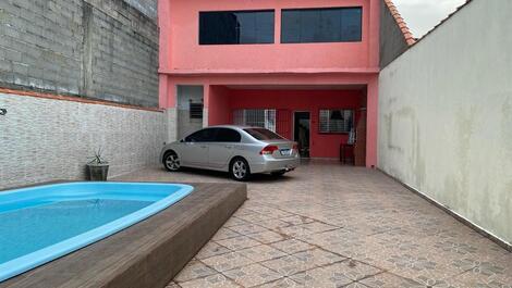 Casa com Piscina para Temporada: Disponível o Ano todo