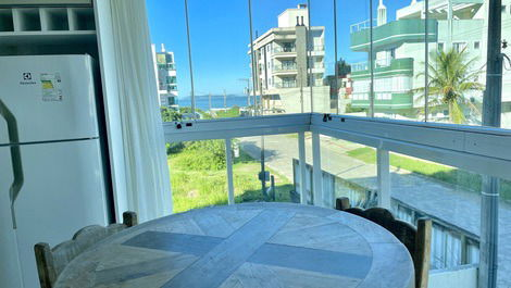 Apartment on Mariscal Beach