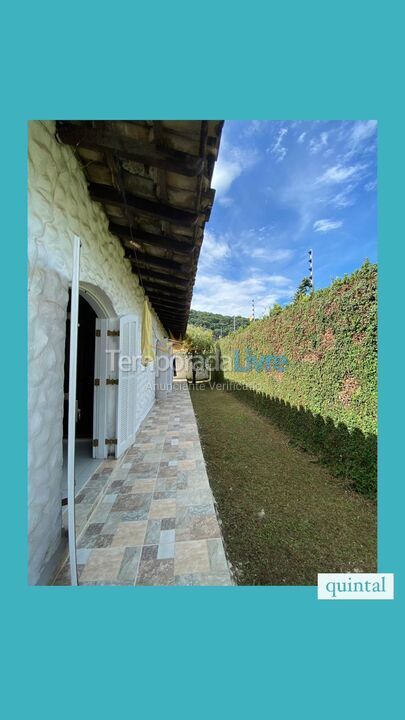 Casa para aluguel de temporada em Guarujá (Enseada)