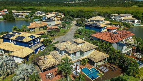 ¡Jardín del lago! 4 suites y piscina privada