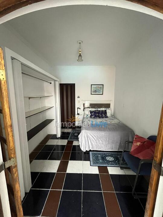 Casa para alquiler de vacaciones em Osasco (Presidente Altino)