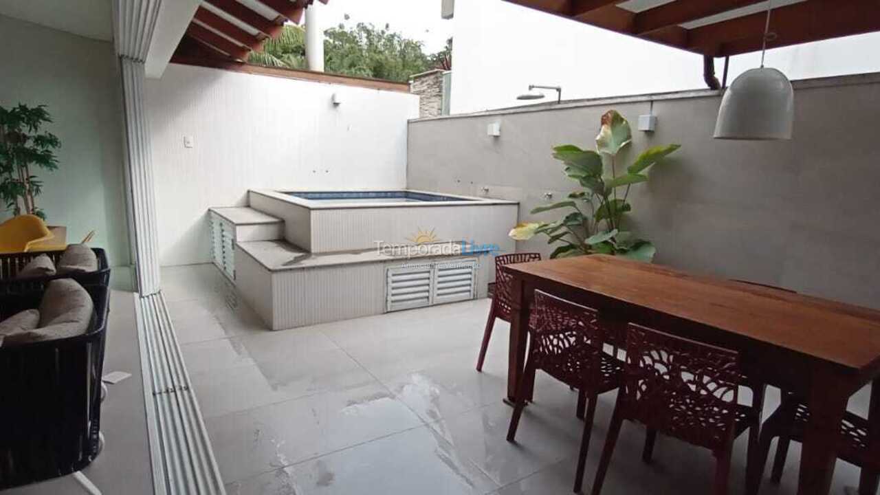 Casa para alquiler de vacaciones em São Sebastião (Juquehy)