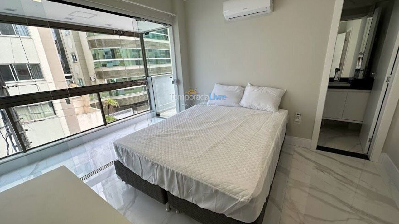 Apartamento para aluguel de temporada em Itapema (Meia Praia)