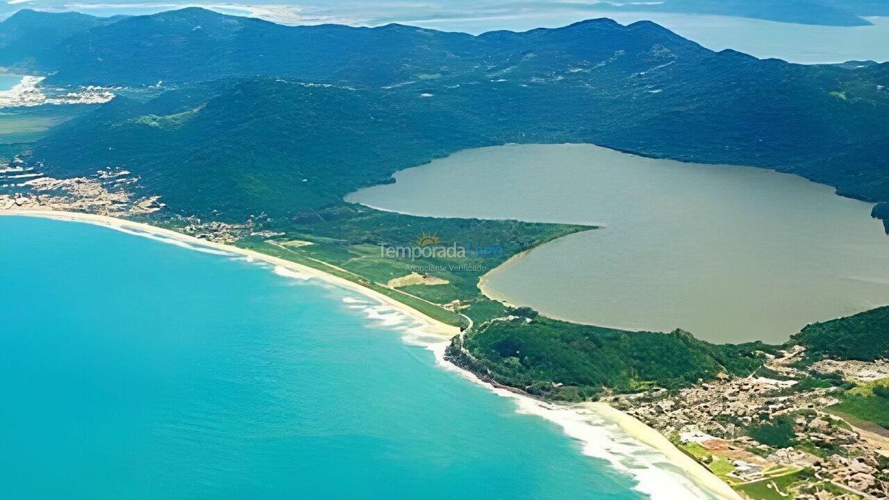 Apartment for vacation rental in Florianópolis (Morro das Pedras)
