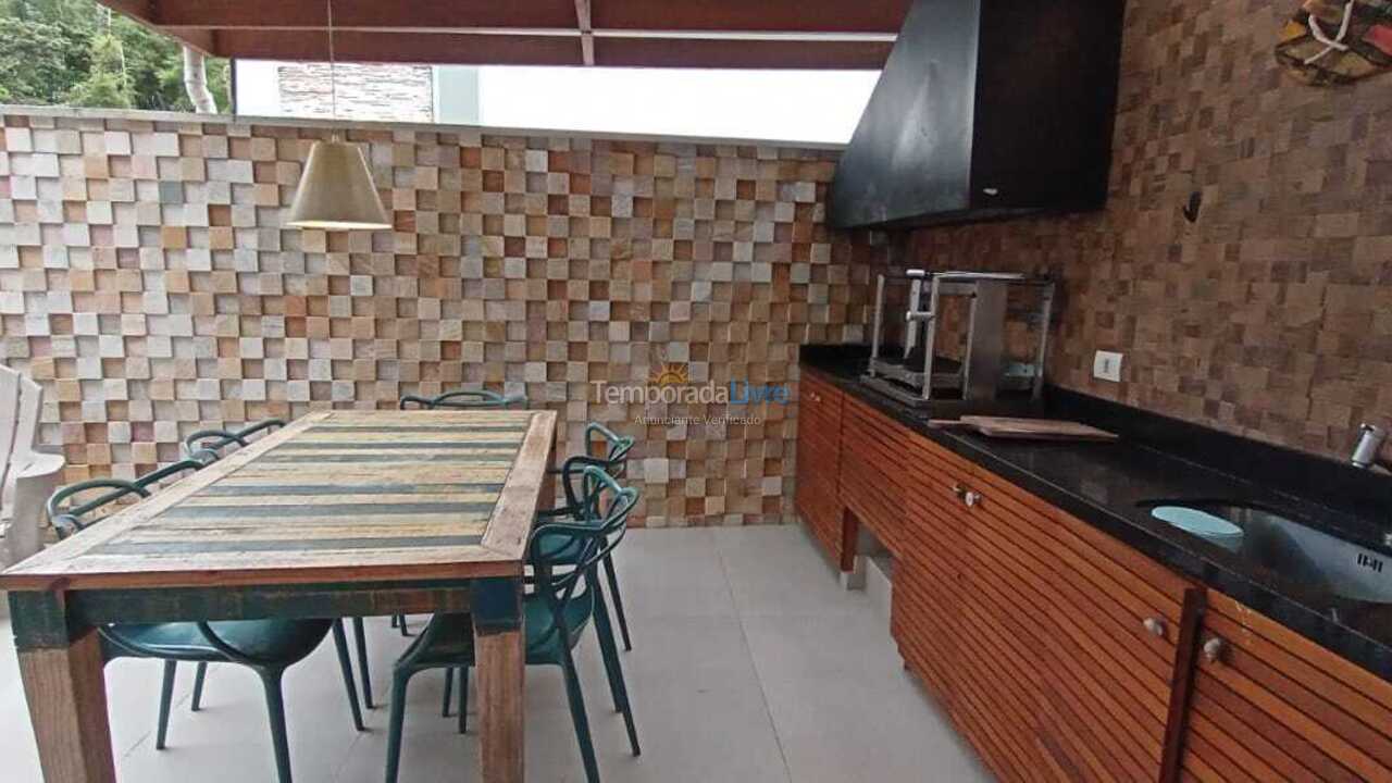 Casa para alquiler de vacaciones em São Sebastião (Juquehy)