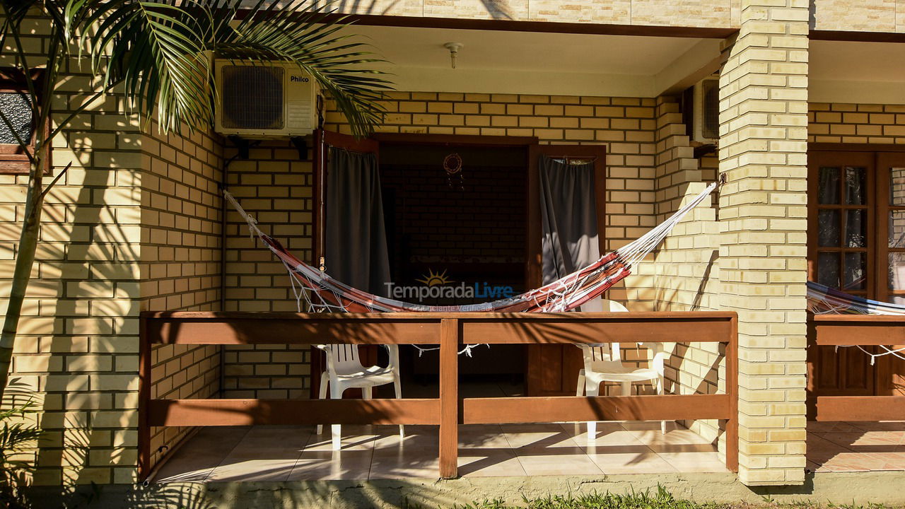 Casa para alquiler de vacaciones em Garopaba (Praia da Ferrugem)