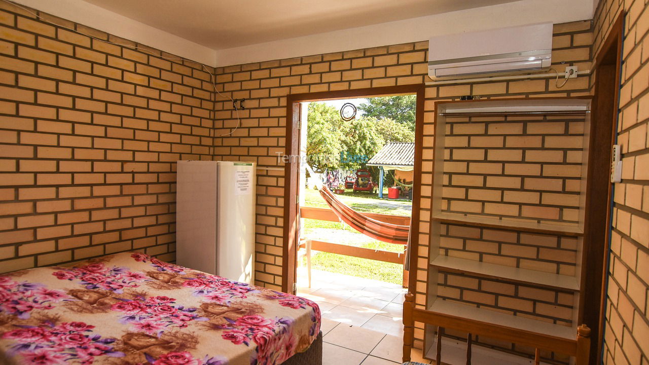 Casa para aluguel de temporada em Garopaba (Praia da Ferrugem)