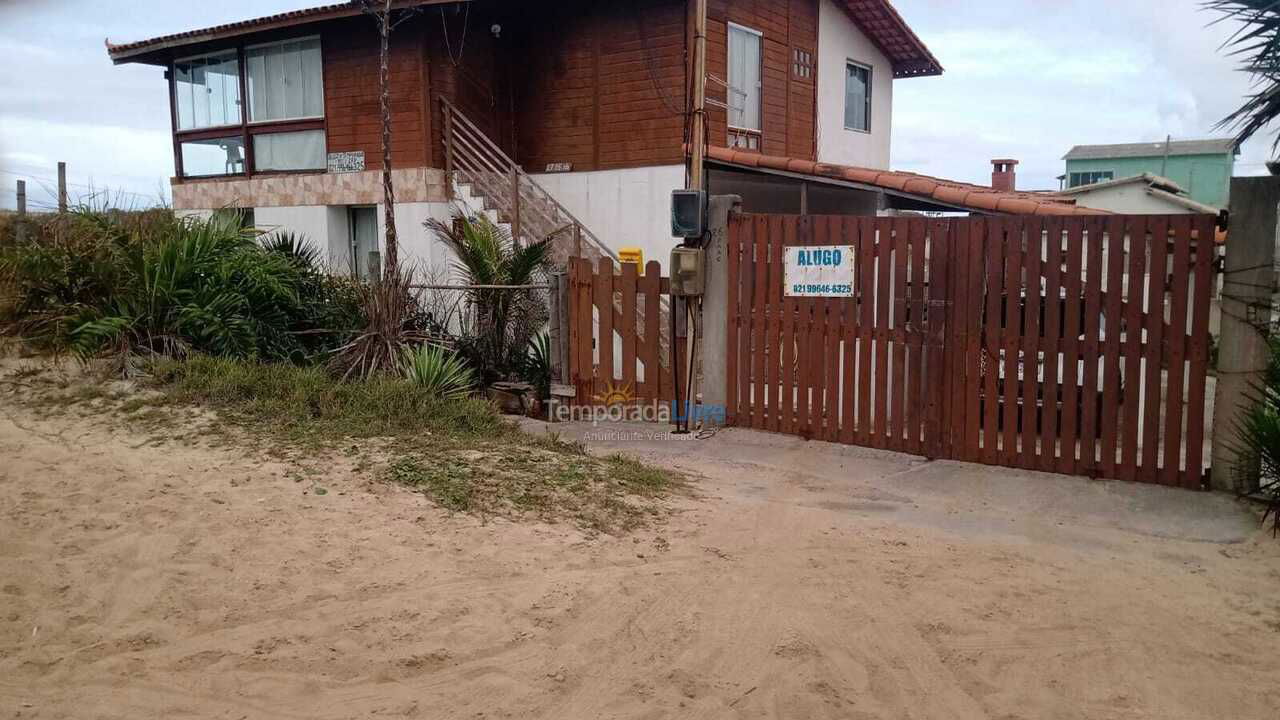Casa para aluguel de temporada em Arraial do Cabo (Figueira)