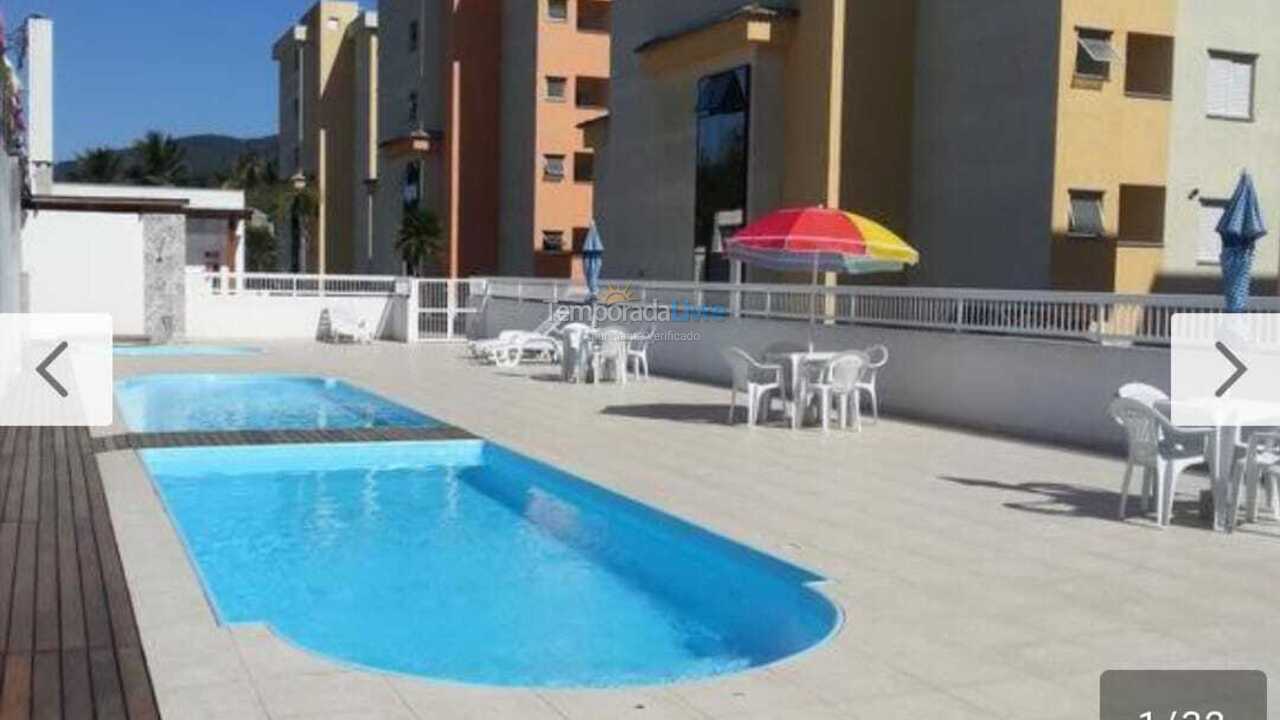 Apartamento para aluguel de temporada em Ubatuba (Ipiranguinha)