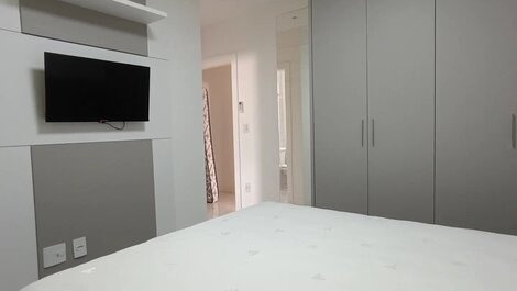 Cómodo apartamento con 3 suites.