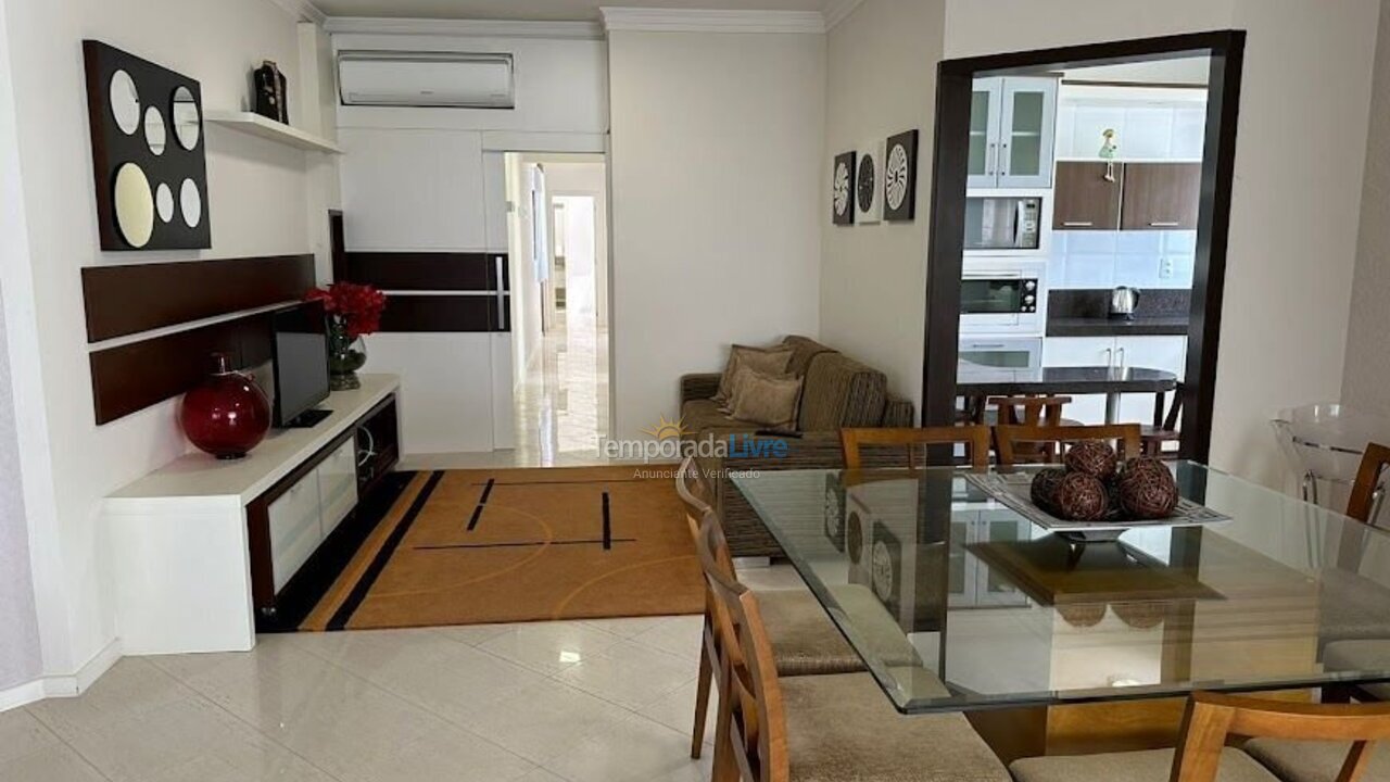 Apartment for vacation rental in Itapema (Meia Praia)