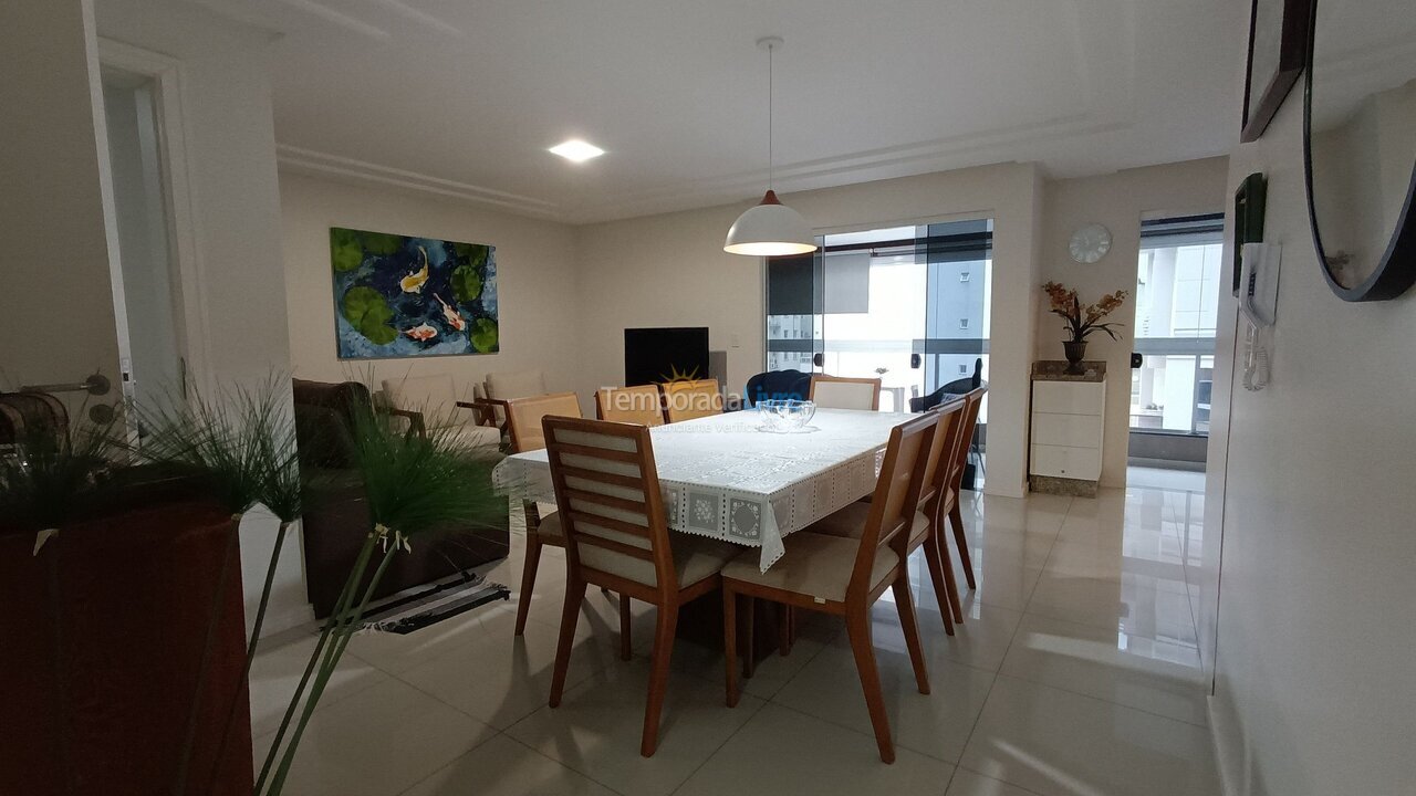 Apartamento para alquiler de vacaciones em Itapema (Meia Praia)