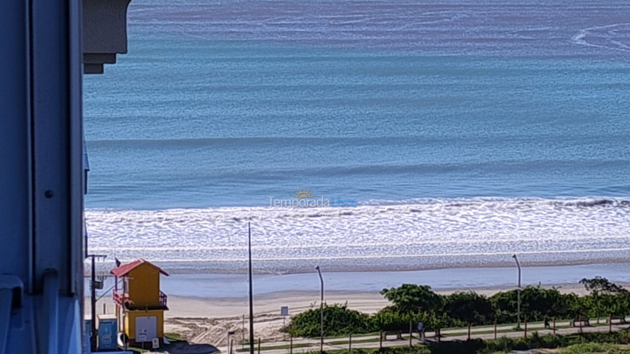 Apartment for vacation rental in Itapema (Meia Praia)