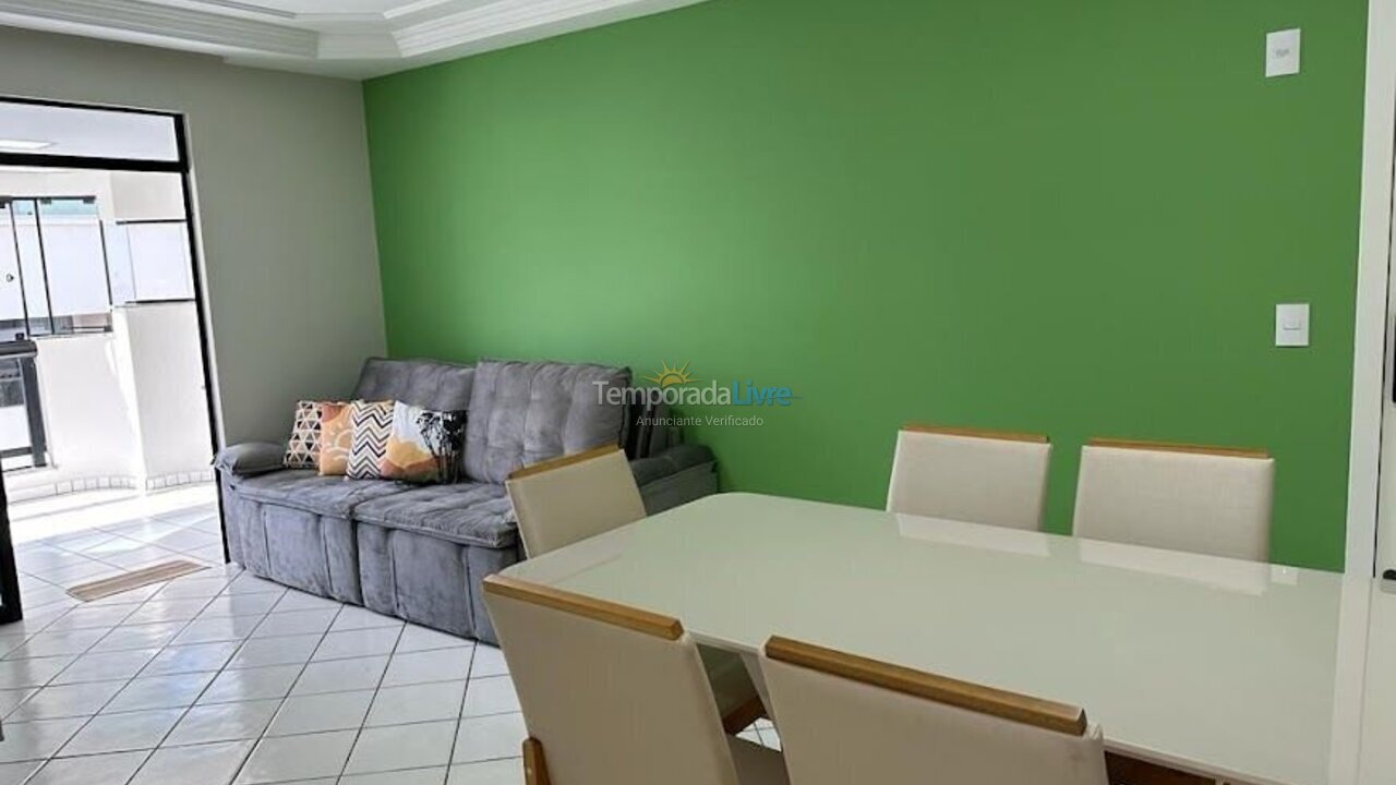 Apartamento para aluguel de temporada em Itapema (Meia Praia)