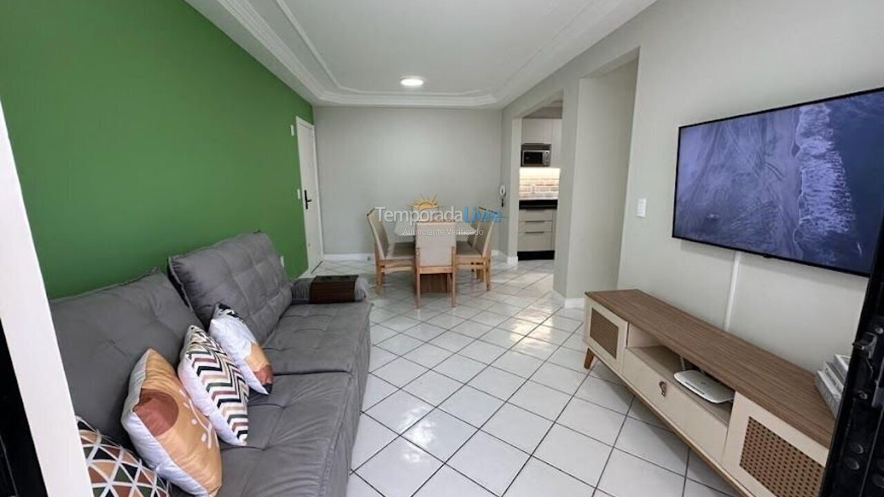 Apartamento para aluguel de temporada em Itapema (Meia Praia)