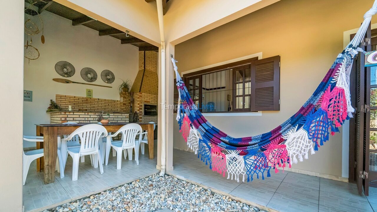 Casa para aluguel de temporada em Bombinhas (Mariscal)