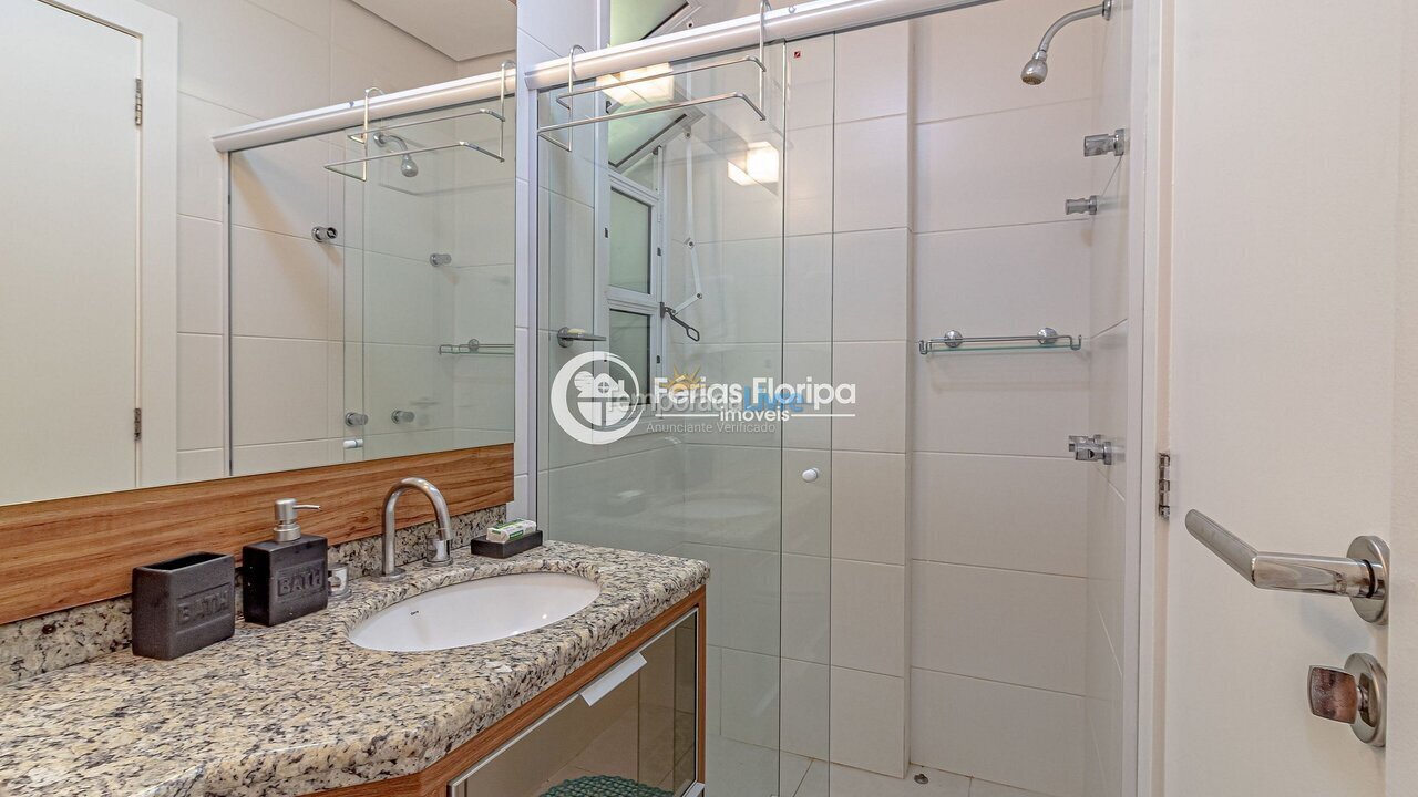 Apartamento para aluguel de temporada em Florianopolis (Campeche)