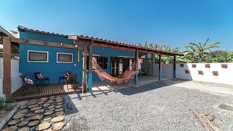 Delightful summer house on Morrinhos Beach