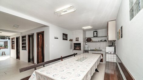 Deliciosa casa para veraneio na Praia de Morrinhos