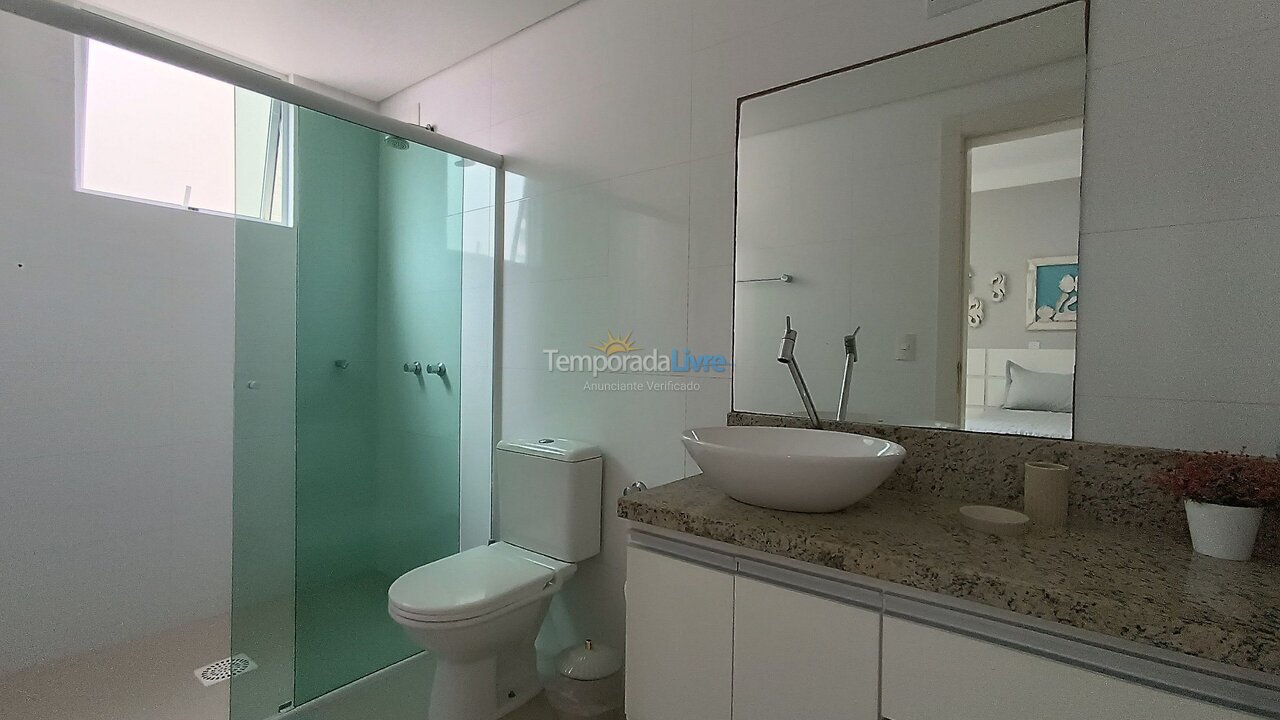 Apartment for vacation rental in Itapema (Meia Praia)