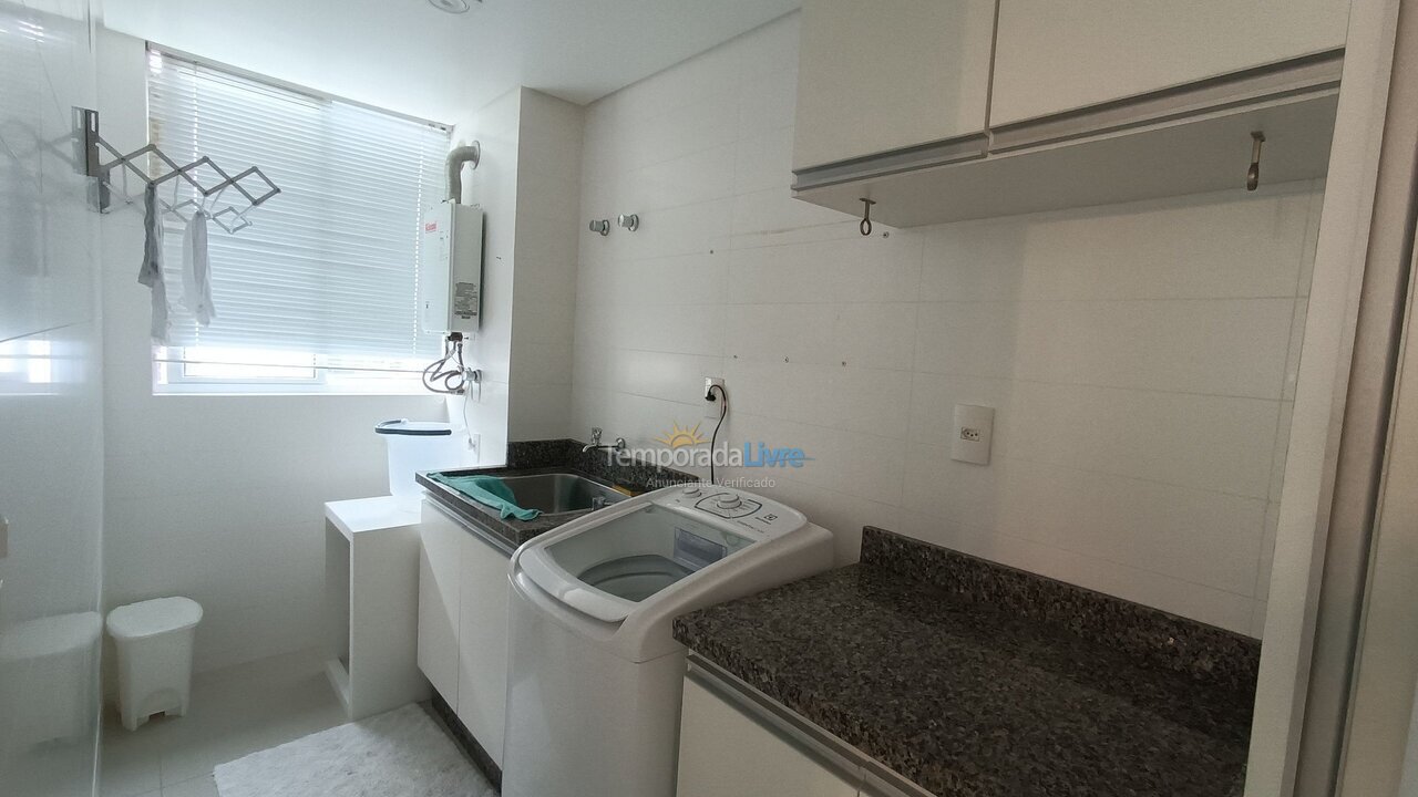 Apartamento para aluguel de temporada em Itapema (Meia Praia)