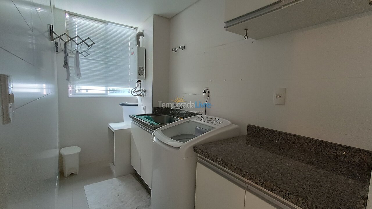 Apartamento para aluguel de temporada em Itapema (Meia Praia)