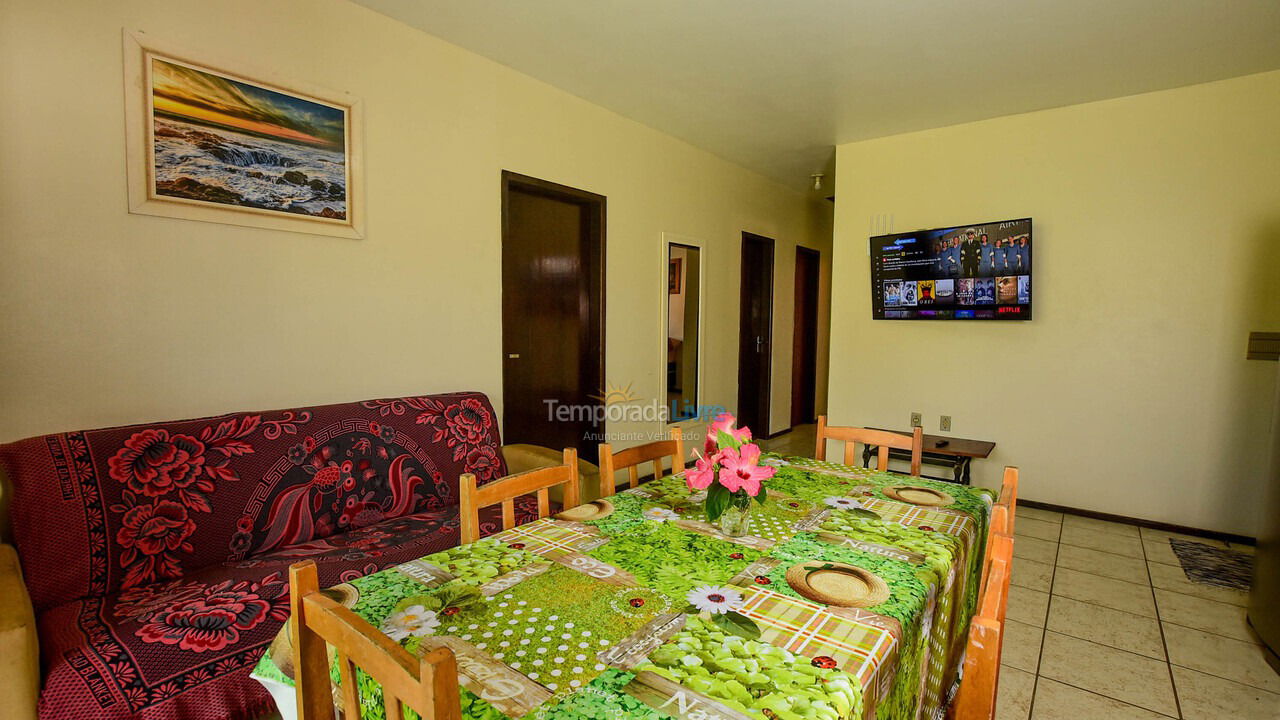 Apartment for vacation rental in Garopaba (Praia da Ferrugem)