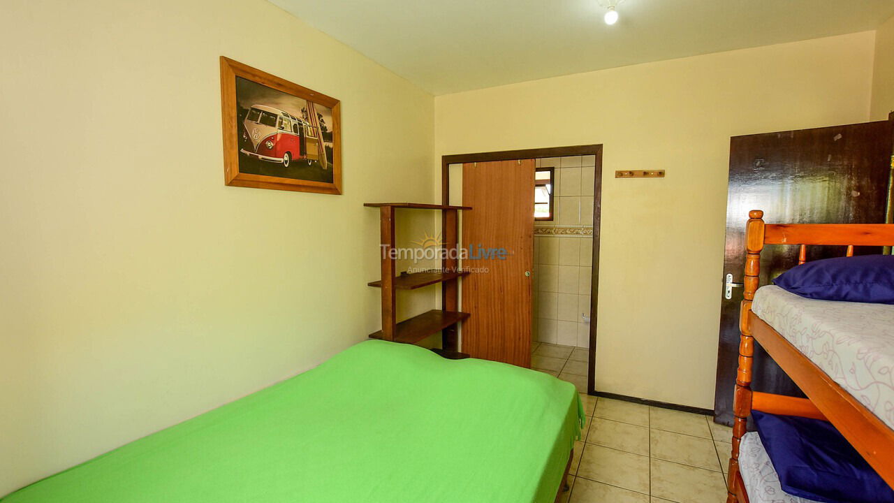 Apartamento para aluguel de temporada em Garopaba (Praia da Ferrugem)