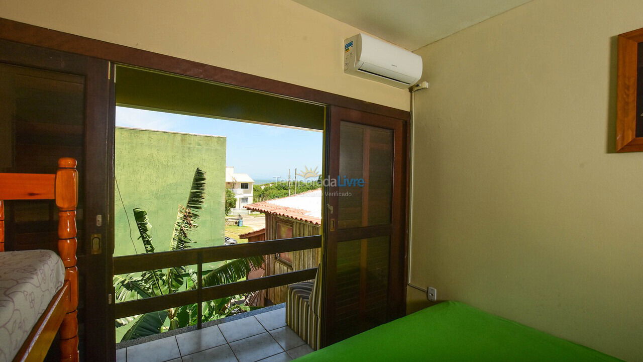 Apartamento para aluguel de temporada em Garopaba (Praia da Ferrugem)