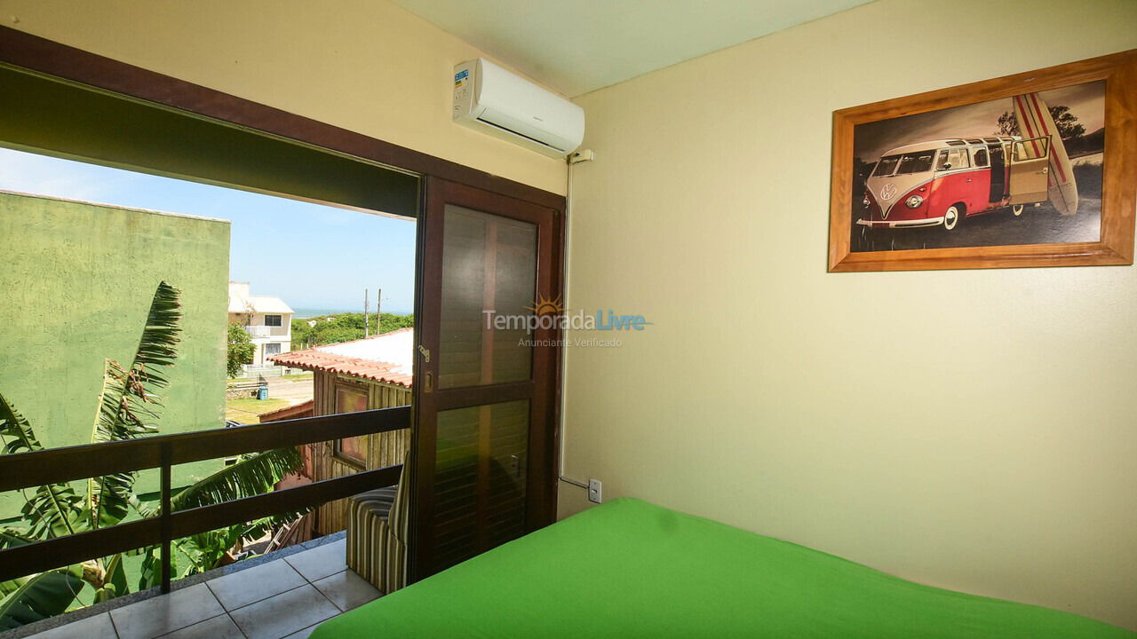 Apartment for vacation rental in Garopaba (Praia da Ferrugem)