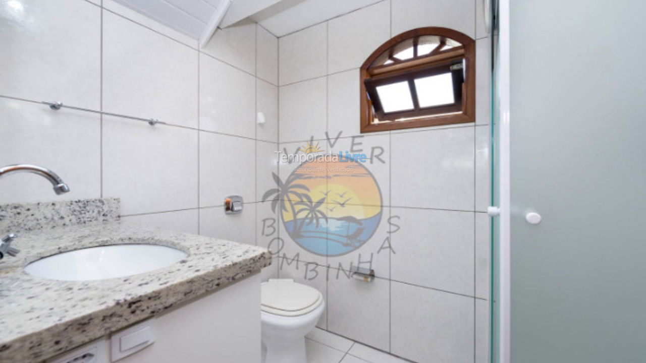 House for vacation rental in Bombinhas (Praia de Bombas)